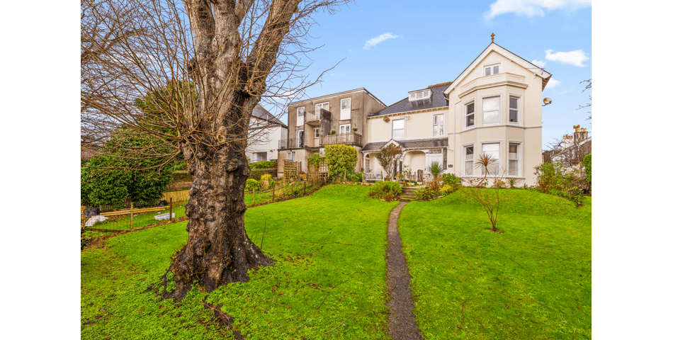 Property Image 0