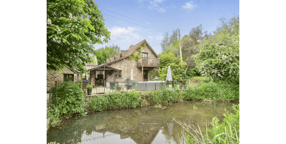 Property Image 0