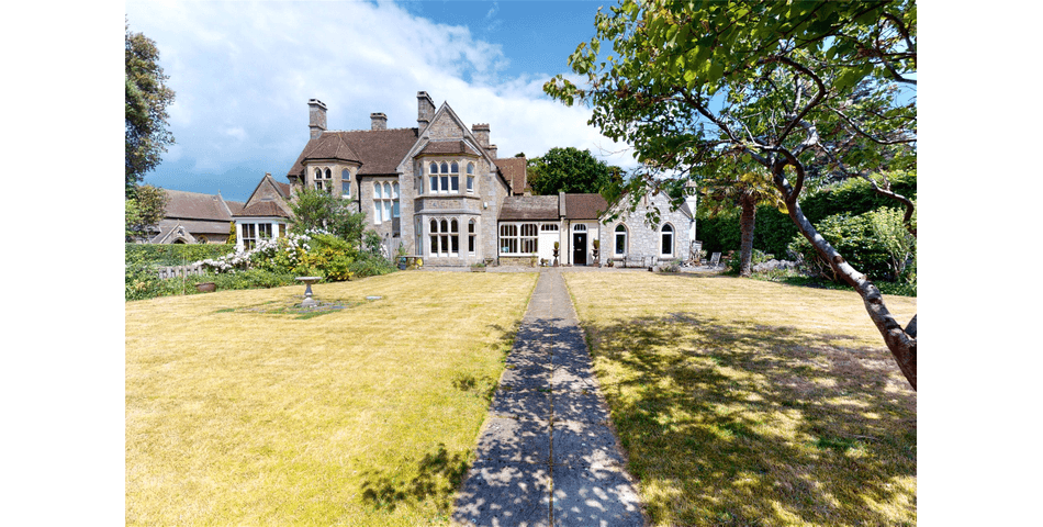 Property Image 0