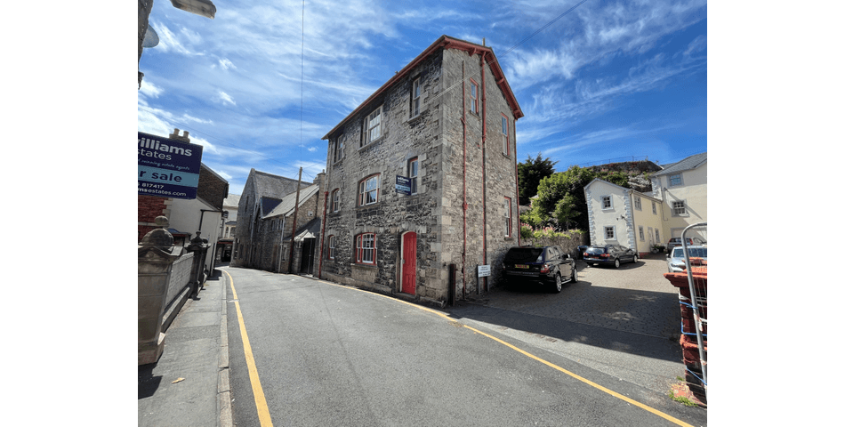 Property Image 0