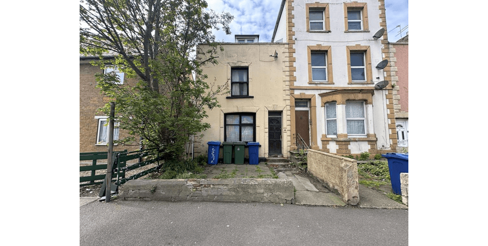 Property Image 0