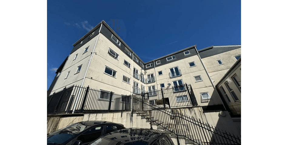 Property Image 0