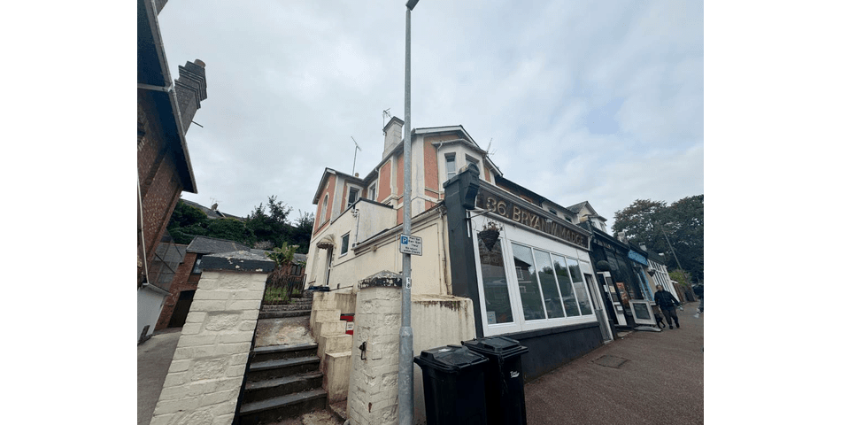 Property Image 0