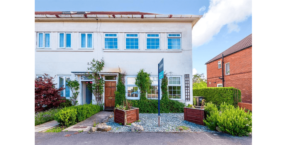 Property Image 0