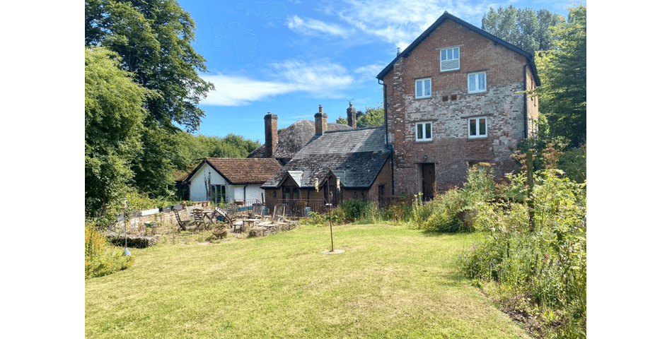 Property Image 0