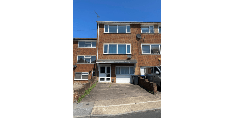 Property Image 0
