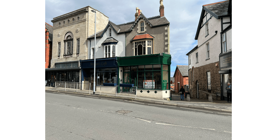Property Image 0