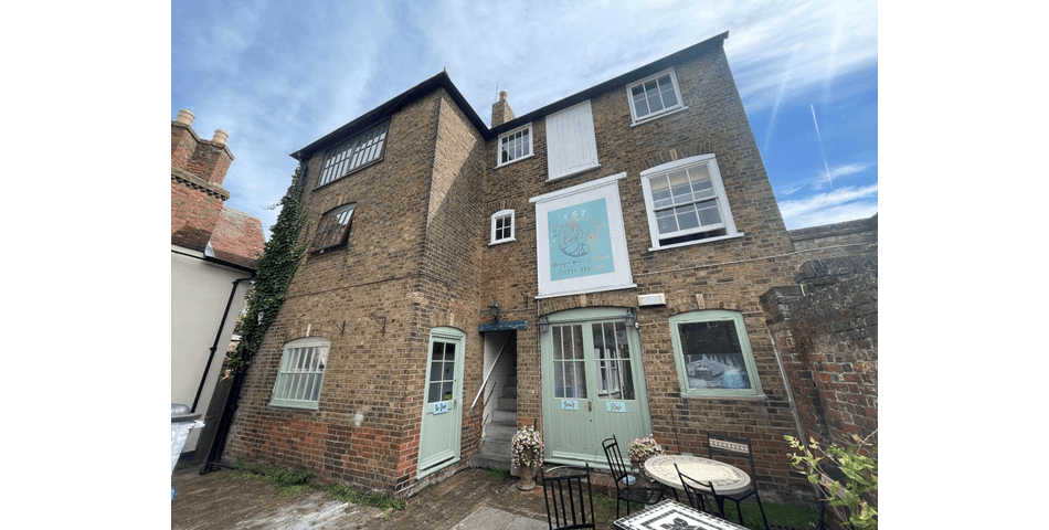 Property Image 0