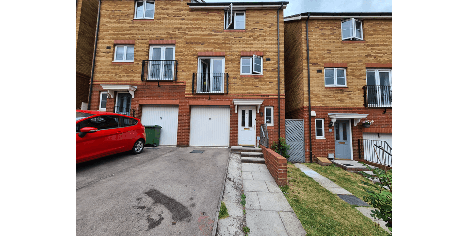 Property Image 0