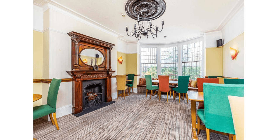 Property Image 4