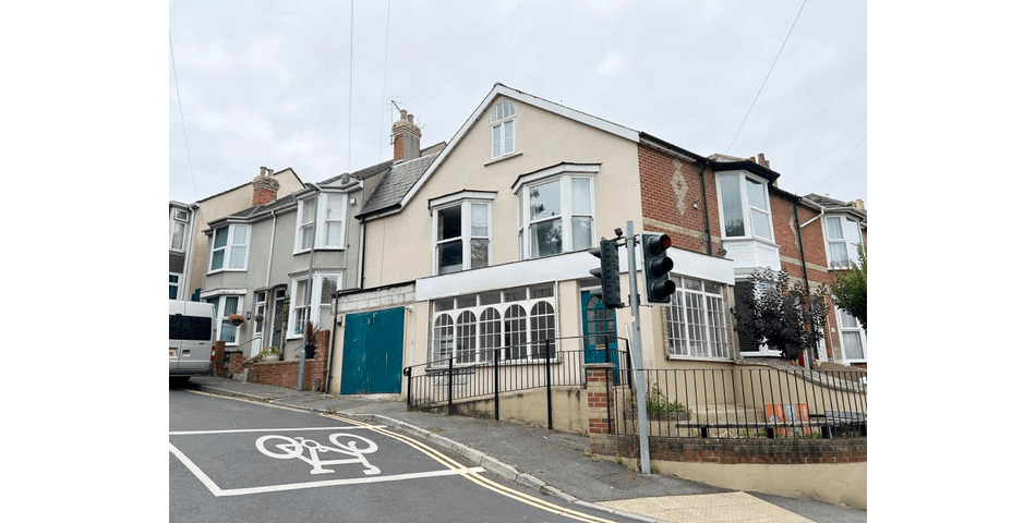 Property Image 0