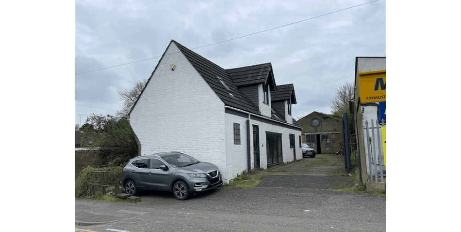 Property Image 0
