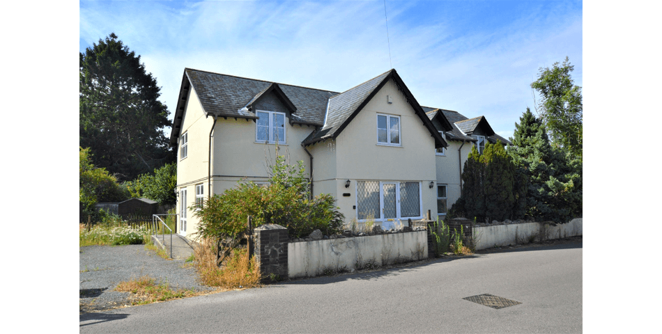 Property Image 0