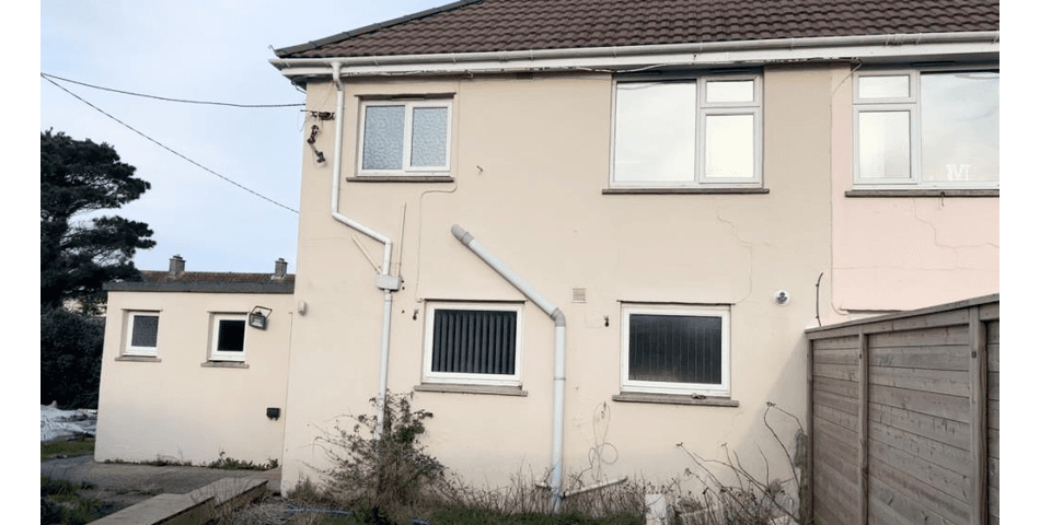 Property Image 0