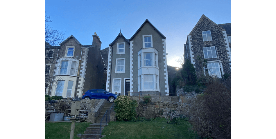 Property Image 0